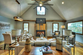 Blueberry Ridge Cottage near Ocoee River Shopping